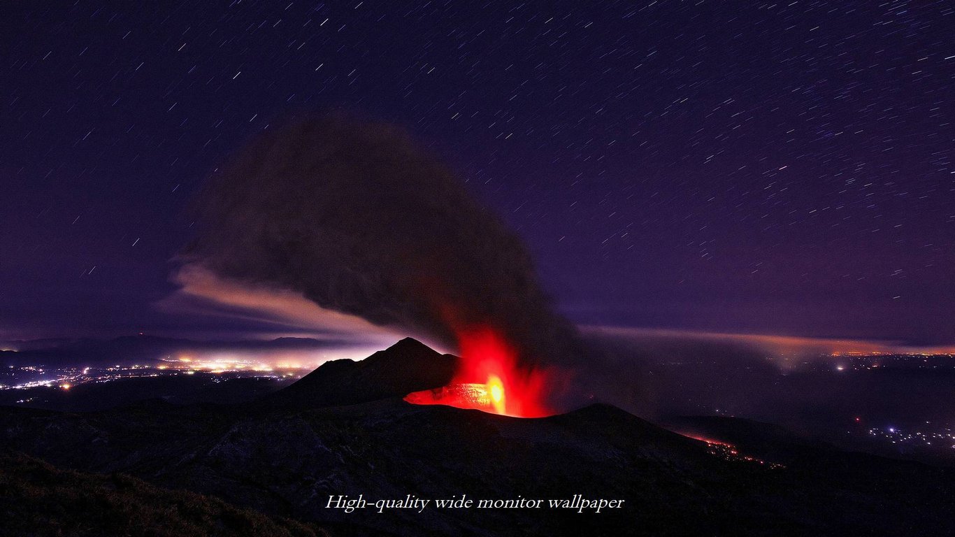 新燃岳の噴火をモチーフにしましたアスペクト比１６：９のモニター【1366×768】に対応しています